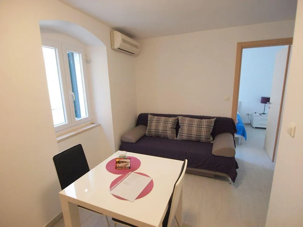 Apartments Gajeta Σπλιτ 0*,  Κροατία