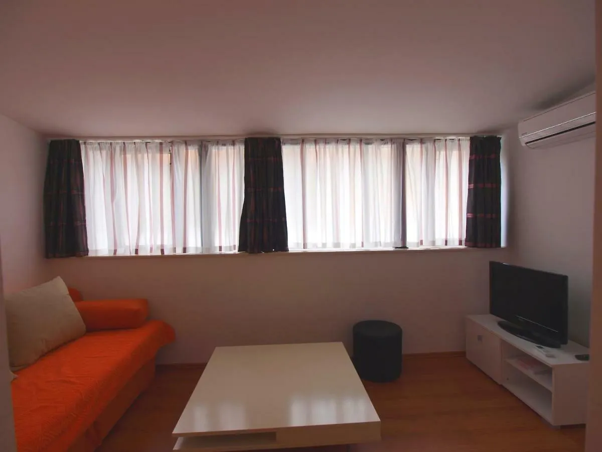 Apartments Gajeta Σπλιτ 0*,  Κροατία