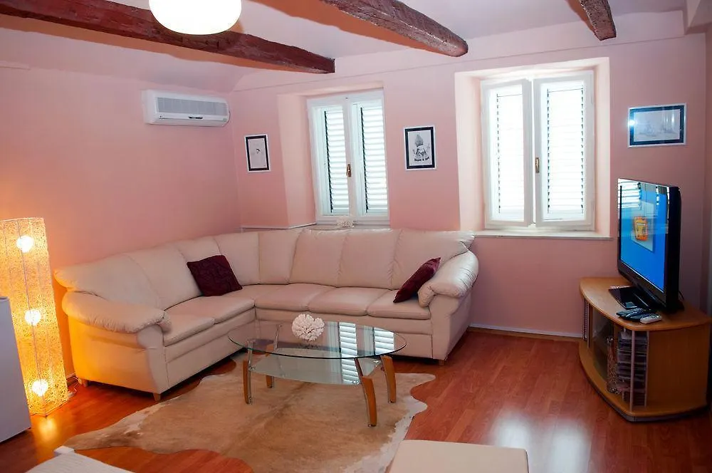 Apartments Gajeta Split 0*,  Croatia